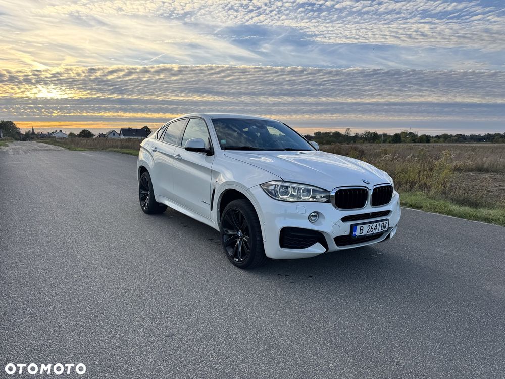 BMW X6 - 15