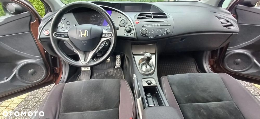 Honda Civic 1.4 Comfort - 8