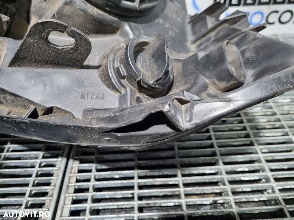 Far Stanga Nissan Qashqai Facelift 2010 - 2013 SUV 4 Usi (745) Cu lupă CLEME RUPTE - 4