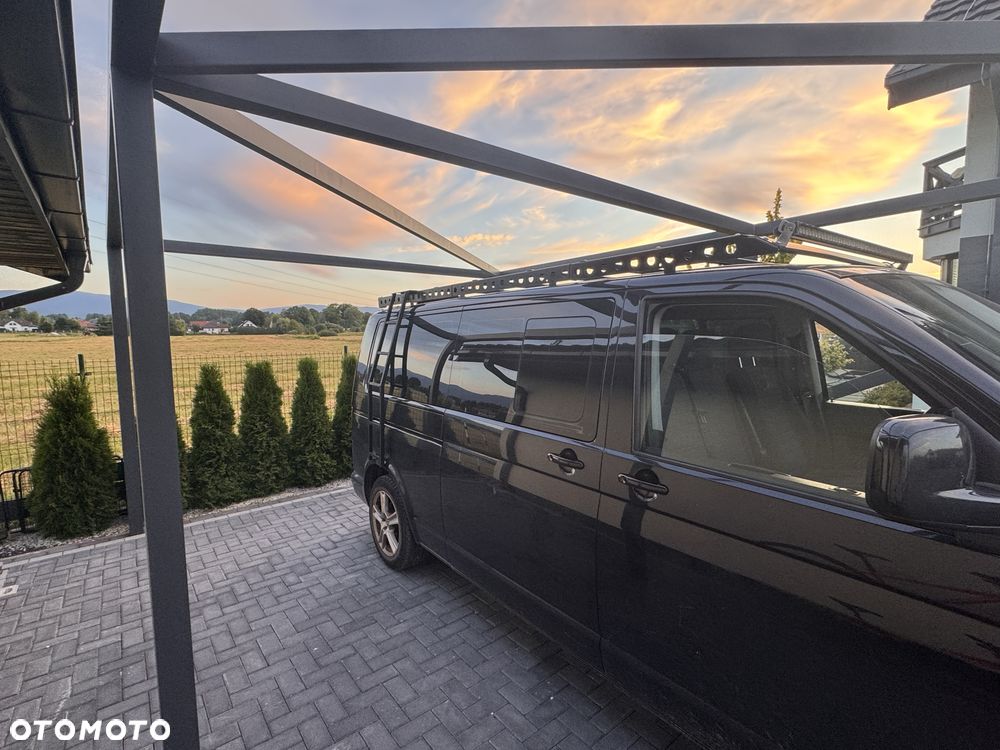 Volkswagen Caravelle - 5