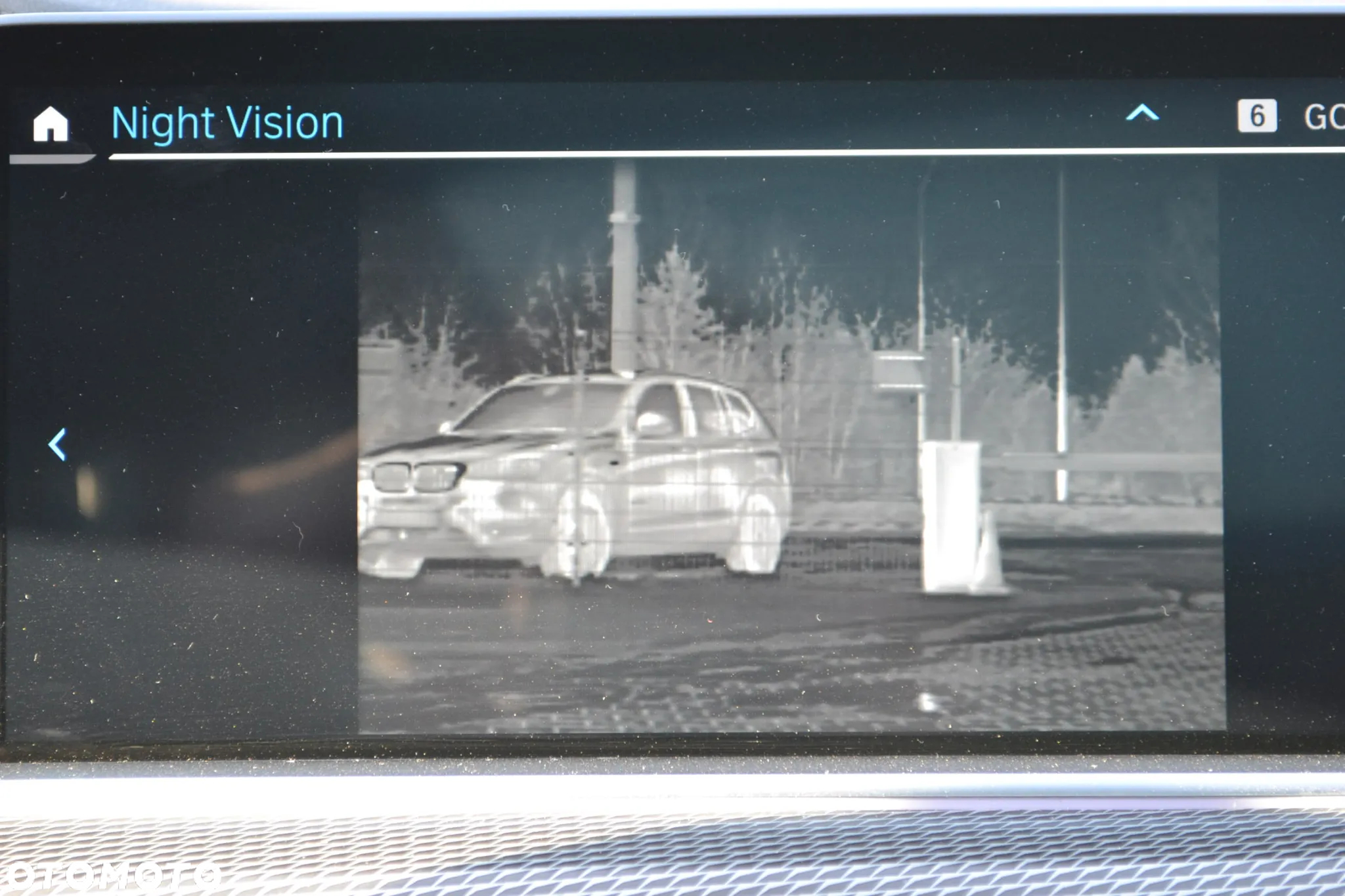 BMW X5 ver-xdrive50e - 26