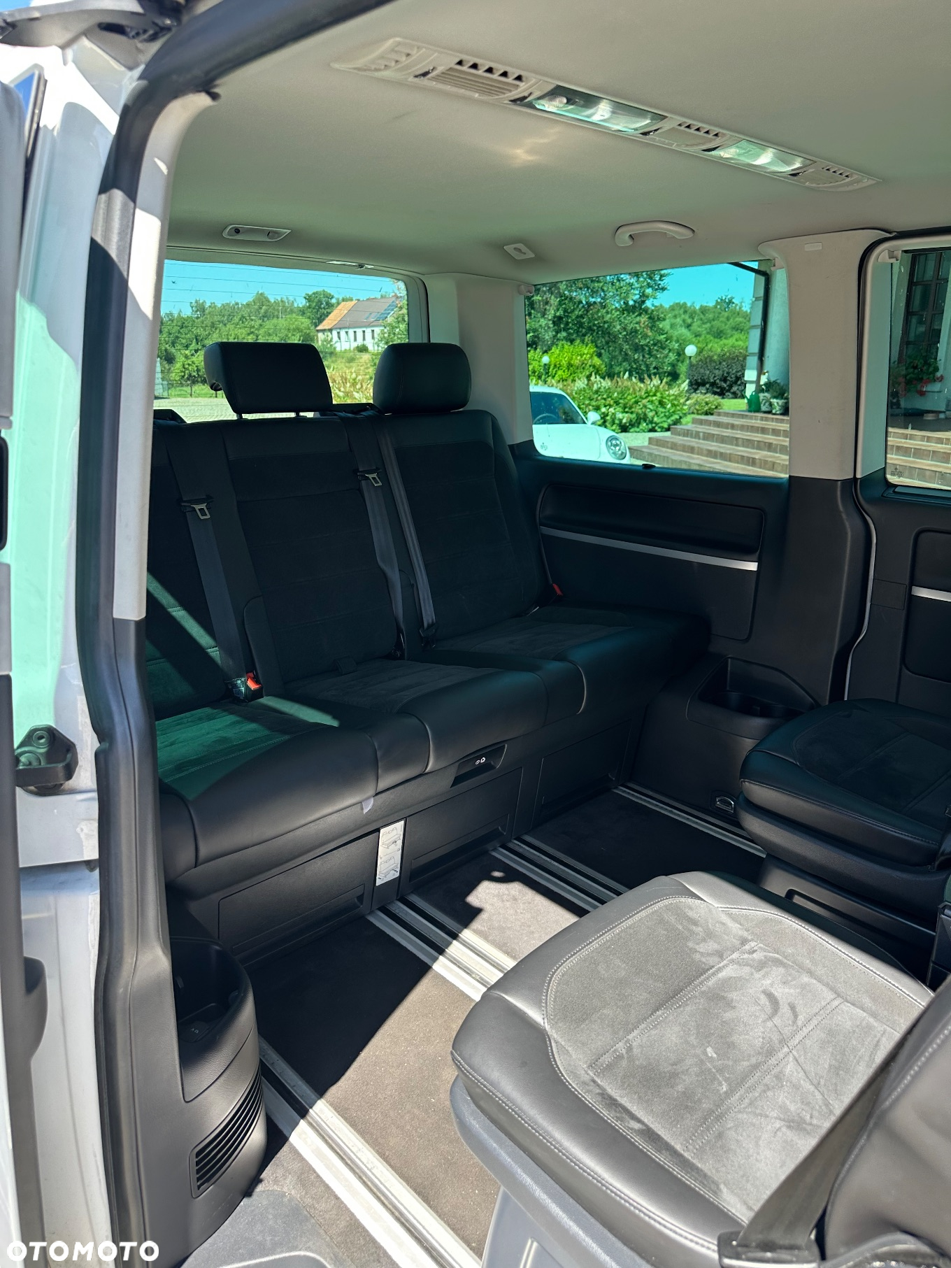 Volkswagen Multivan 2.0 BiTDI L1 Comfortline 4Motion DSG - 9