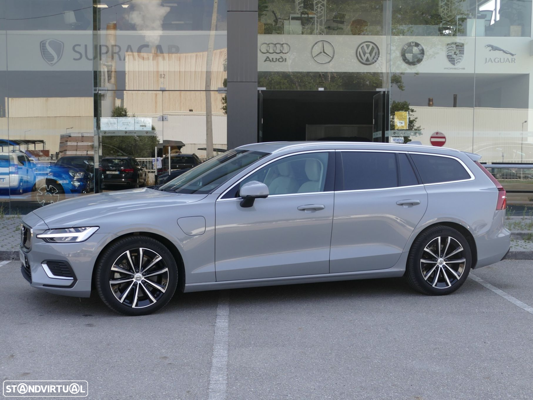 Volvo V60 2.0 T6 AWD TE Core - 15