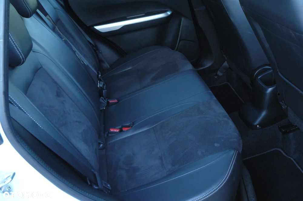 Suzuki Vitara 1.6 XLED 2WD - 21