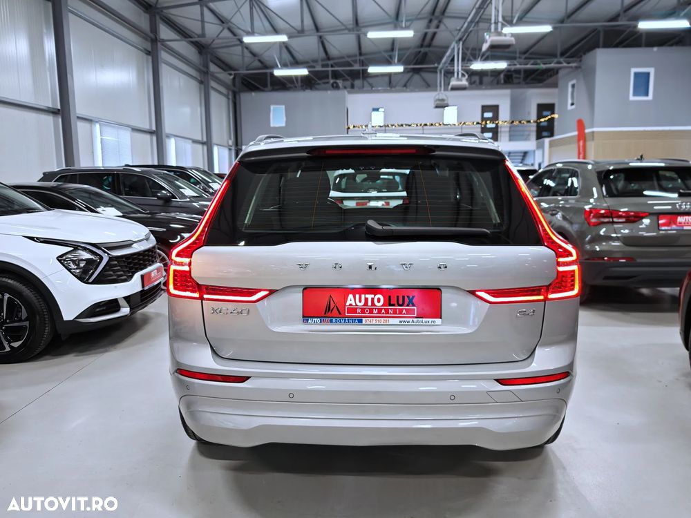 Volvo XC 60 B4 MHEV Momentum Pro - 30