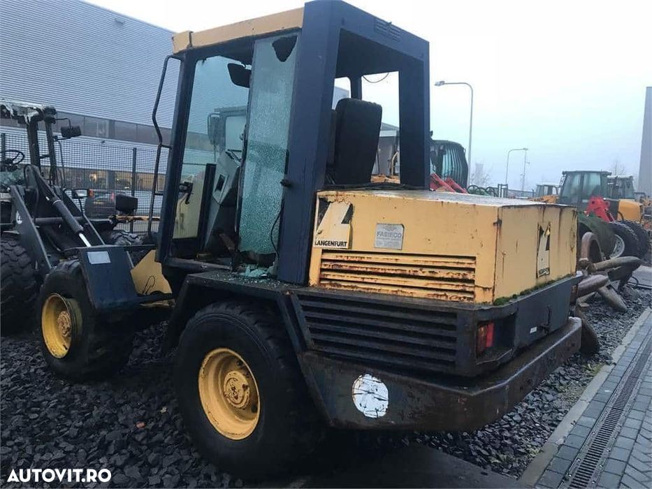 Piese din dezmembrari incarcator frontal hanomag 15f - 1