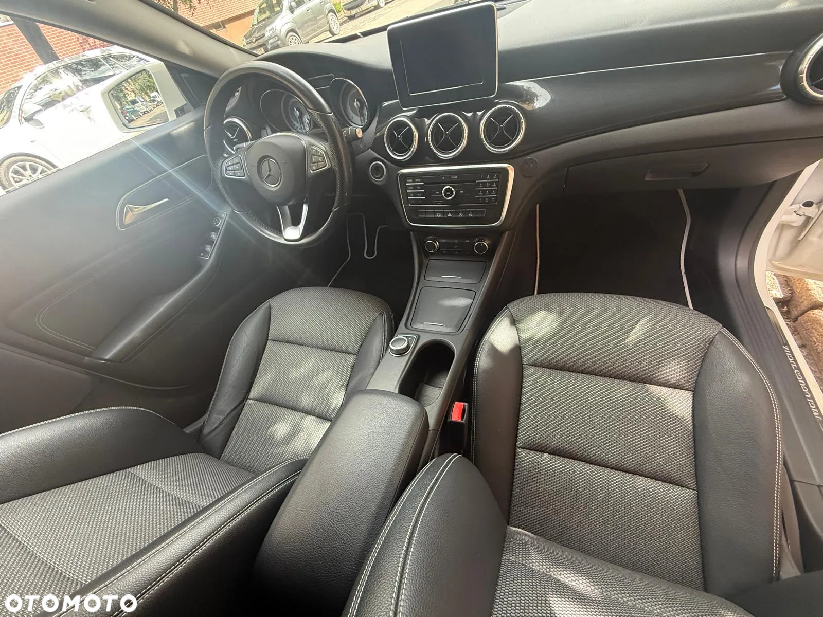 Mercedes-Benz CLA 200 (CDI) d 7G-DCT AMG Line - 40