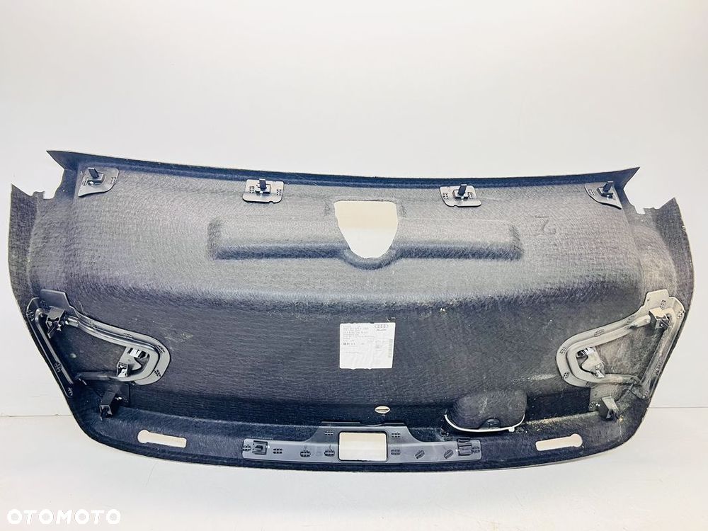 TAPICERKA KLAPY TYL AUDI A4 B9 SEDAN 8W5867975F CA9 - 2