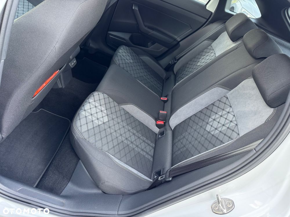 Volkswagen Taigo 1.5 TSI ACT R-Line Plus DSG - 34
