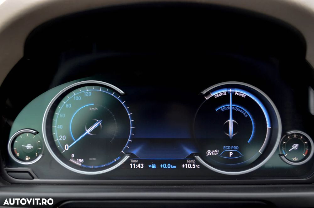 BMW Seria 5 520d Aut. Luxury Line - 7