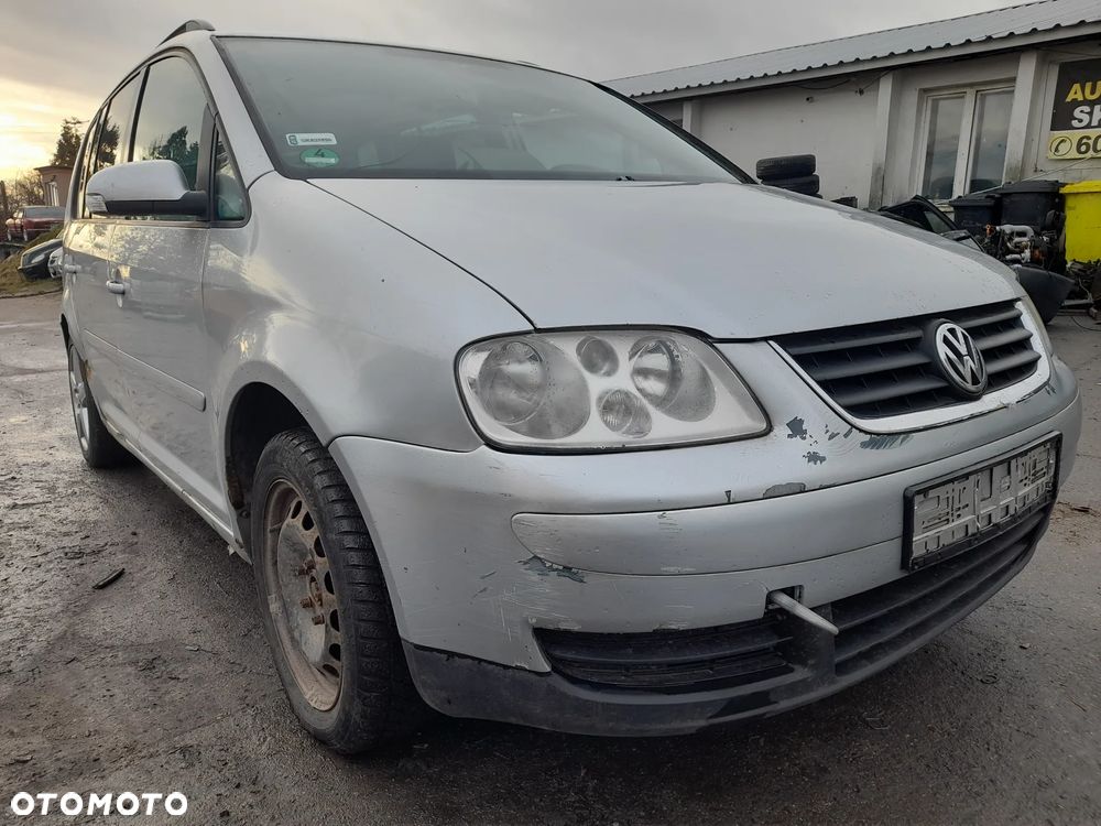 VW TOURAN ZDERZAK PRZÓD PRZEDNI LA7W - 15