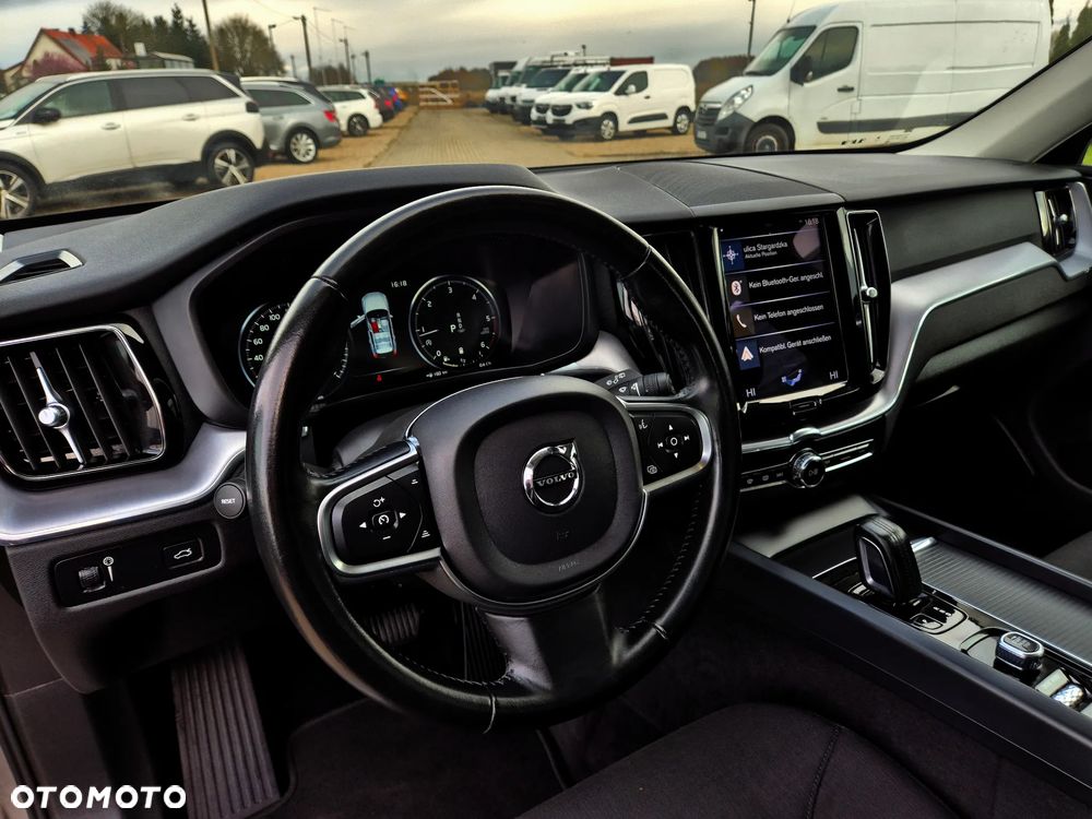 Volvo XC 60 B4 D AWD Geartronic Momentum Pro - 30