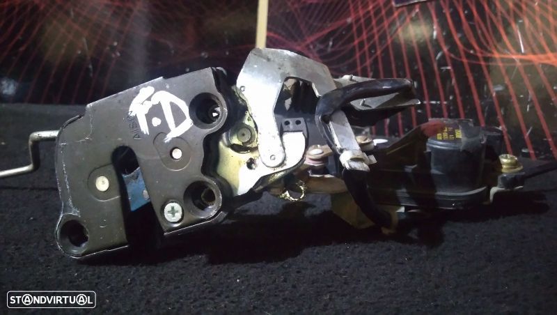 Fecho Da Porta Frente Dto Suzuki Vitara (Et, Ta, Td) - 3