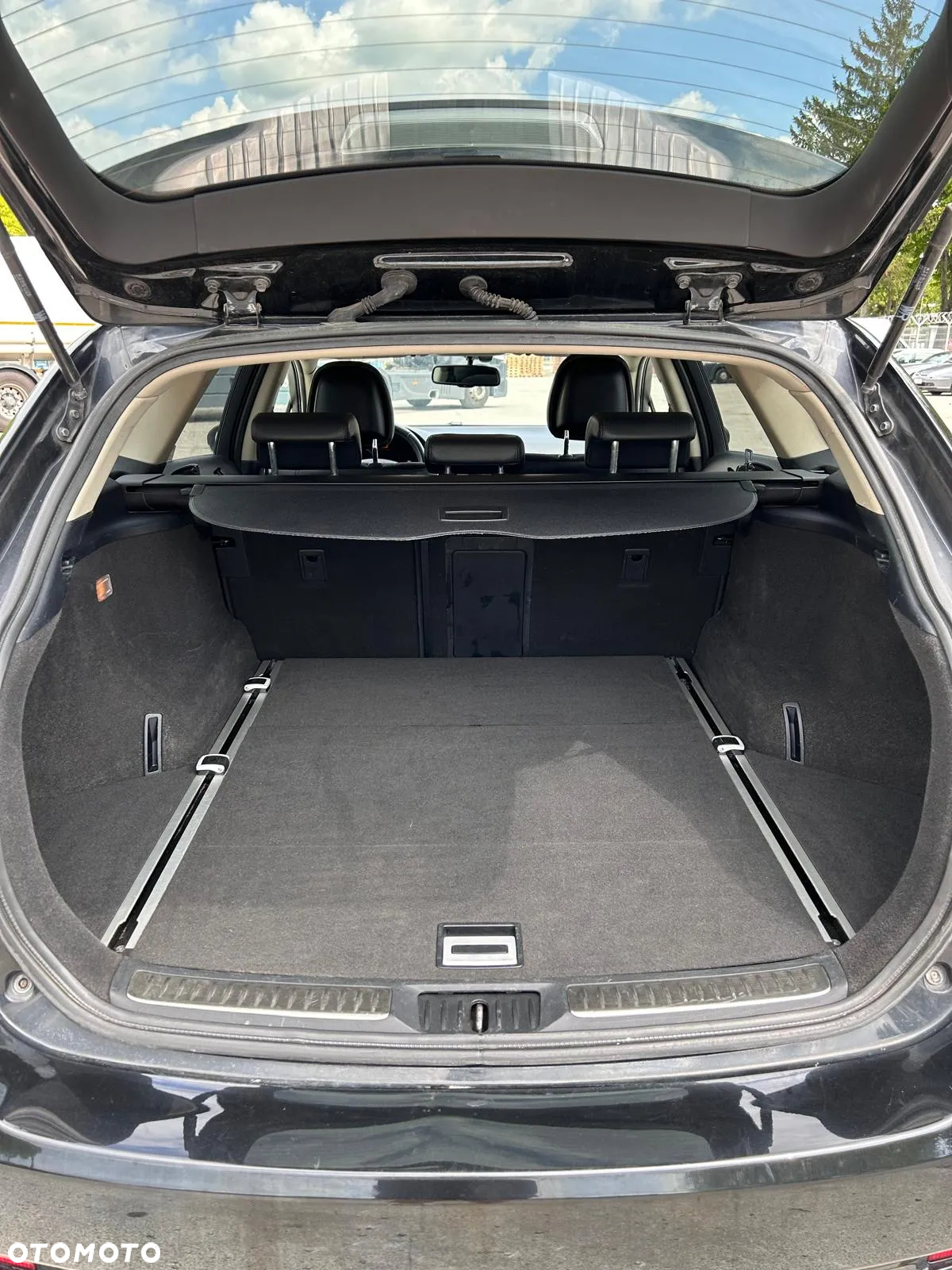 Toyota Avensis 1.8 Premium MS - 5