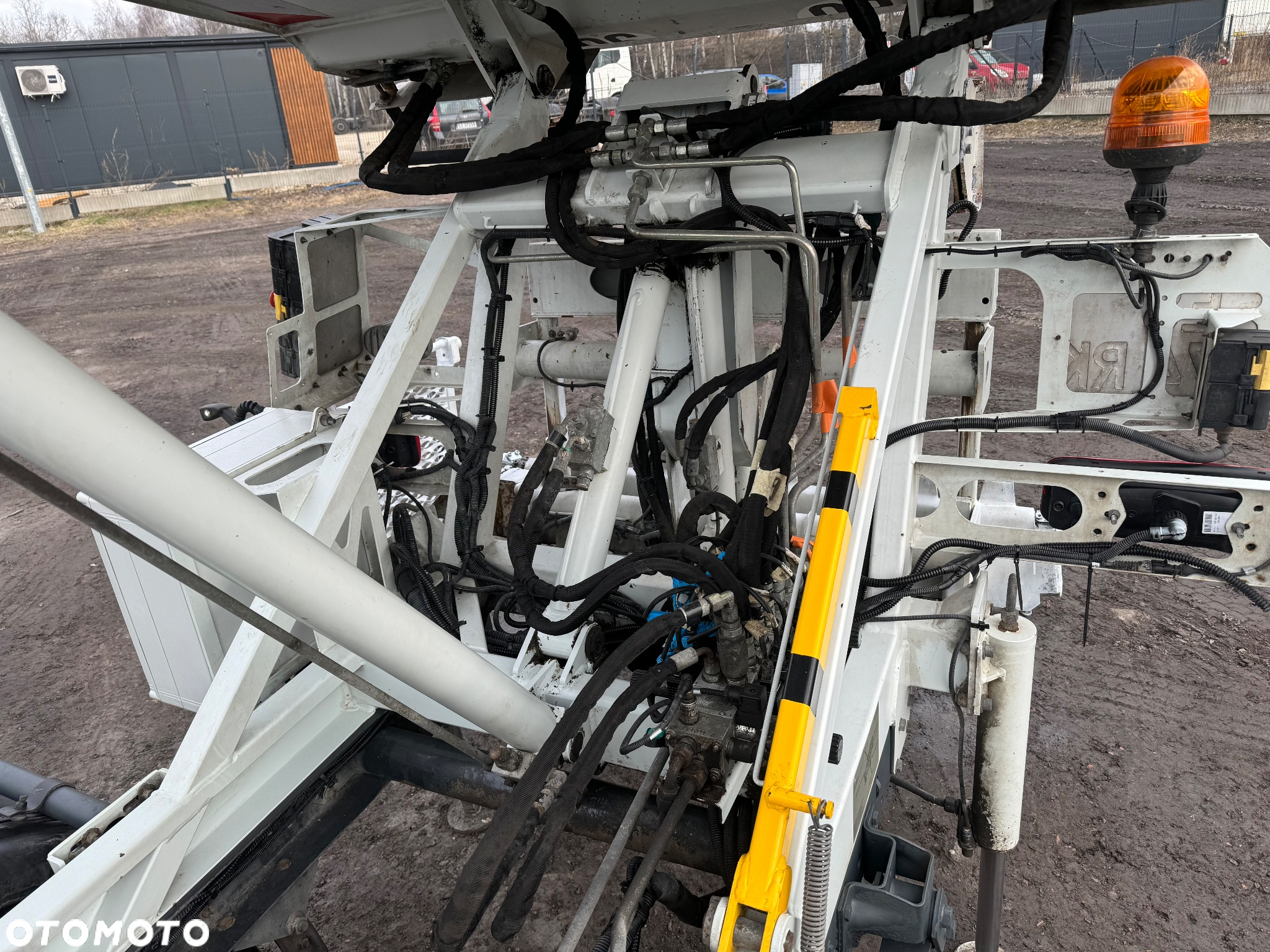 Iveco Daily 35C18 Śmieciarka 2017r. Zoeller Semat 3.5t DMC Tylko 94 tyś.km EURO 6 Prawo Jazdy kat. B Garbage Truck Garbage Car - 12