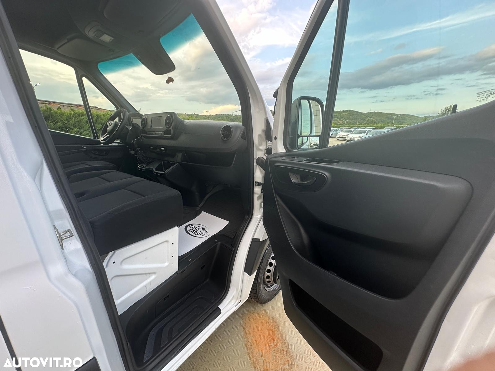 Mercedes-Benz Sprinter 516CDI MEDIU PUNTE DUBLA - 24