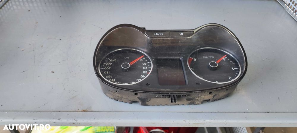 Ceasuri bord volkswagen vw polo 6R an 2010 motor 1.6 CAY cod 6R0920861B - 4