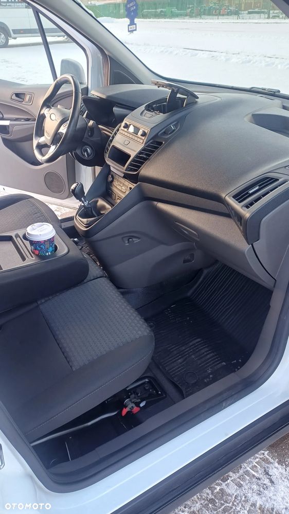 Ford Transit Connect - 9