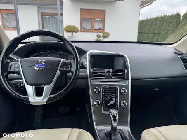 Volvo XC 60 - 11