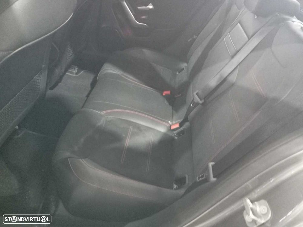 Mercedes-Benz A 200 Limousine - 14