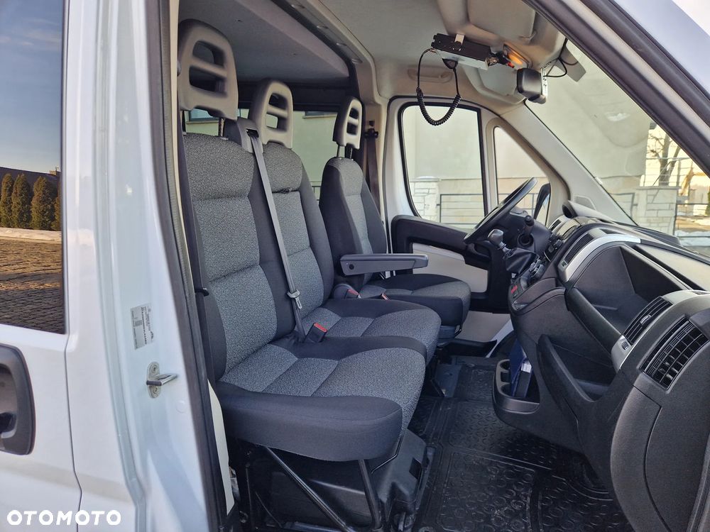 Renault Master Furgon L3H2 Osobowy Stan BDB Finasowanie - 18