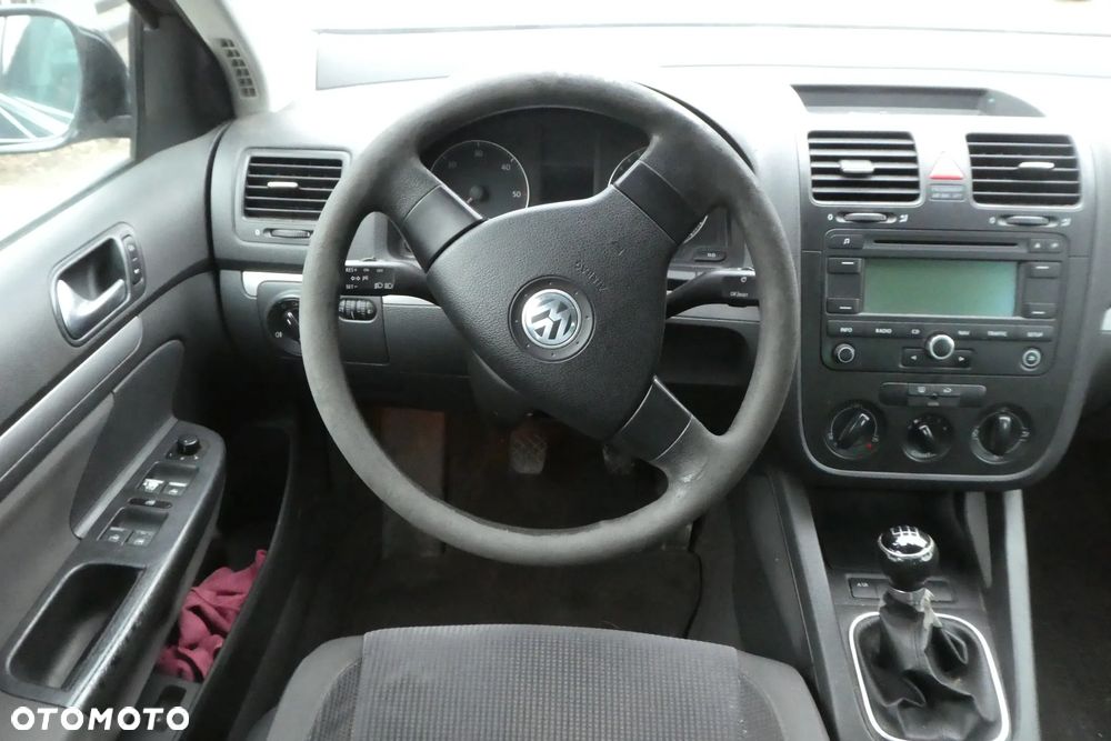 Volkswagen Jetta - 10