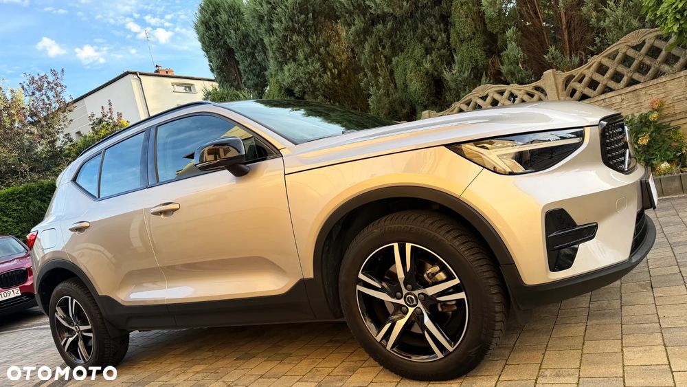Volvo XC 40 B3 B DKG Ultra Black Edition - 12