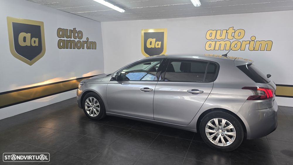 Peugeot 308 1.5 BlueHDi Style - 11