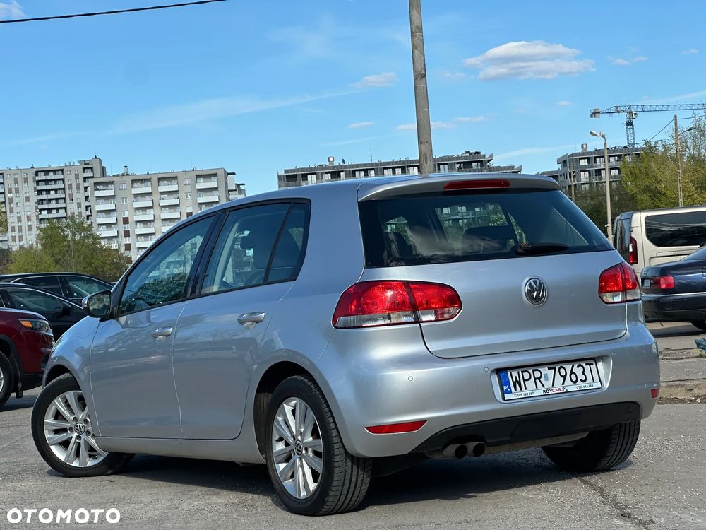 Volkswagen Golf - 4