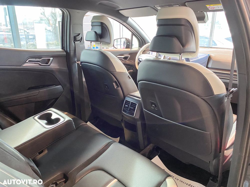 Kia Sportage - 12
