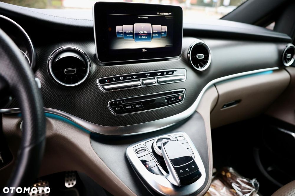 Mercedes-Benz Klasa V 300 d Exclusive 9G-Tronic (d³ugi) - 5