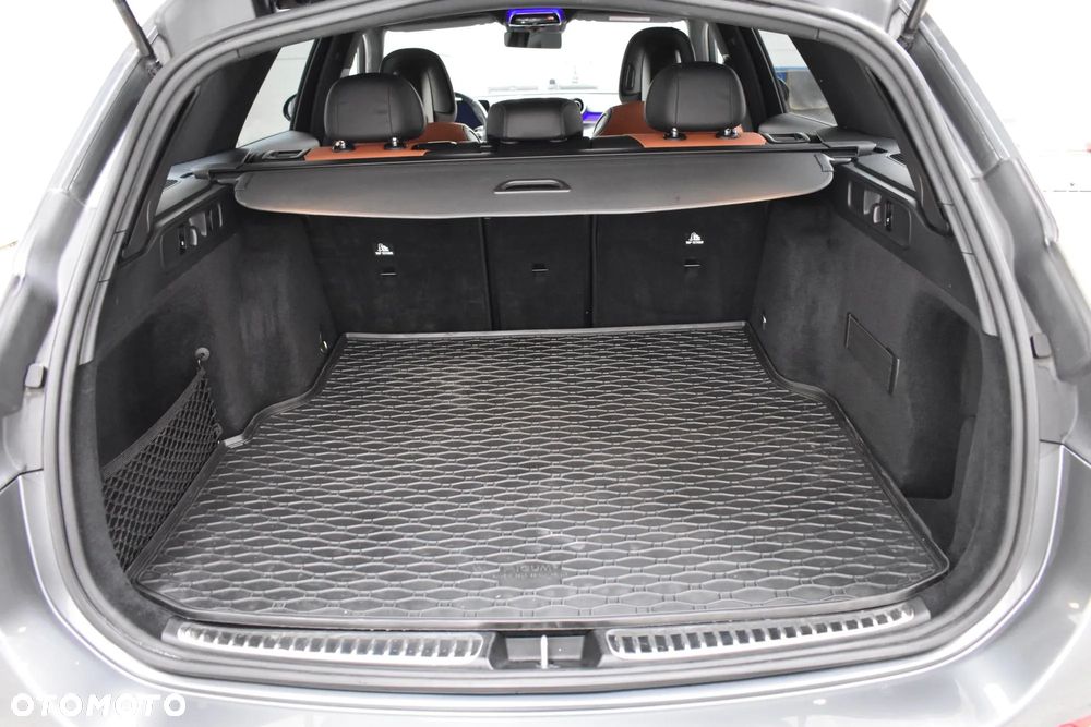 Mercedes-Benz Klasa C 200 d 9G-TRONIC AMG Line - 23