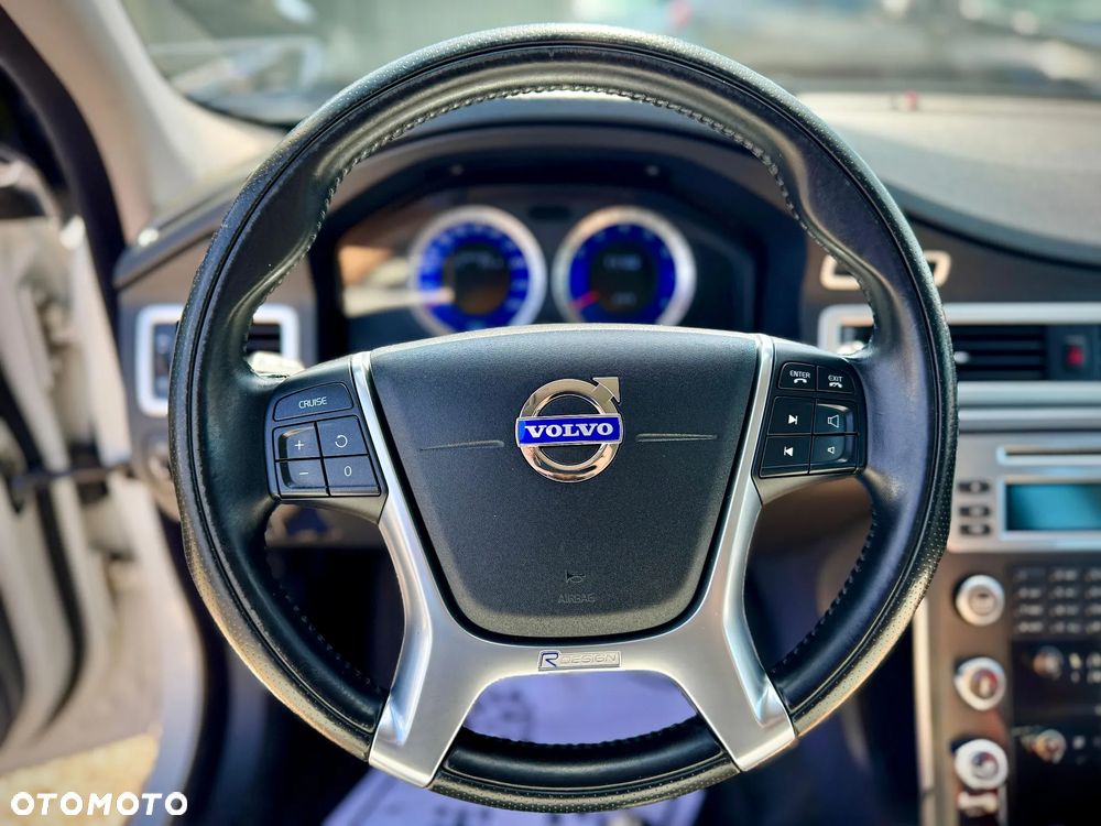 Volvo V70 2.5T R-Design Summum - 20