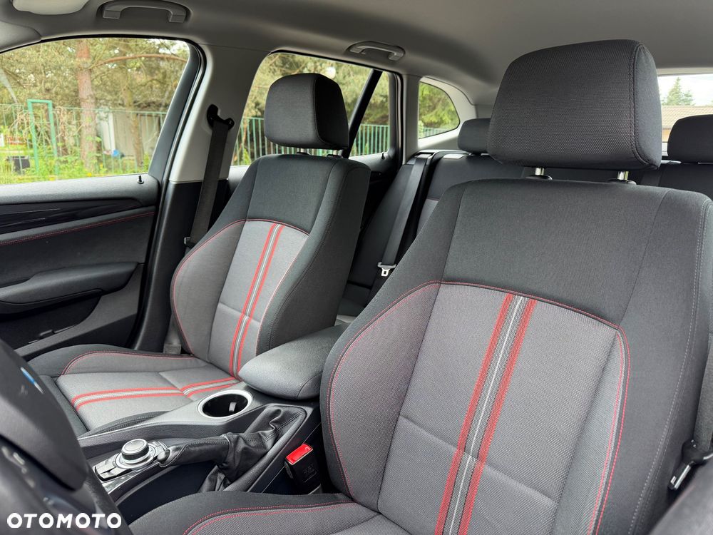 BMW X1 xDrive20i Sport Line - 21