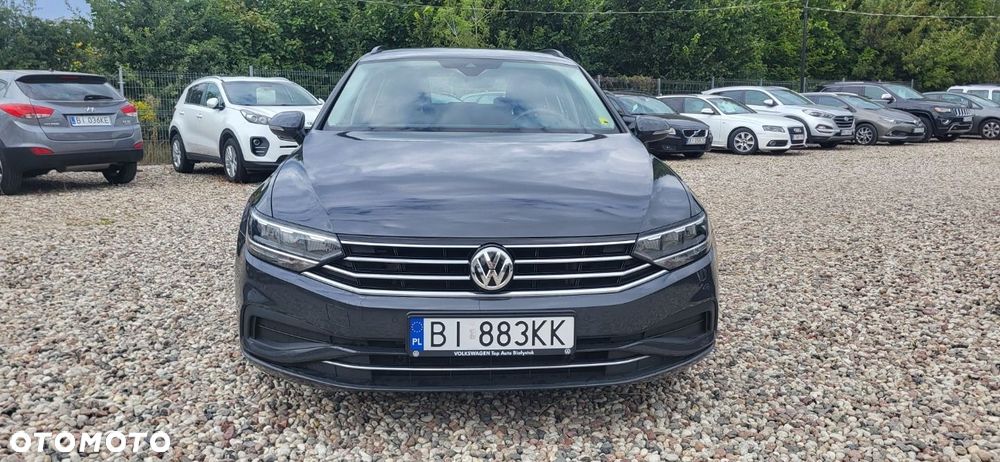 Volkswagen Passat - 2