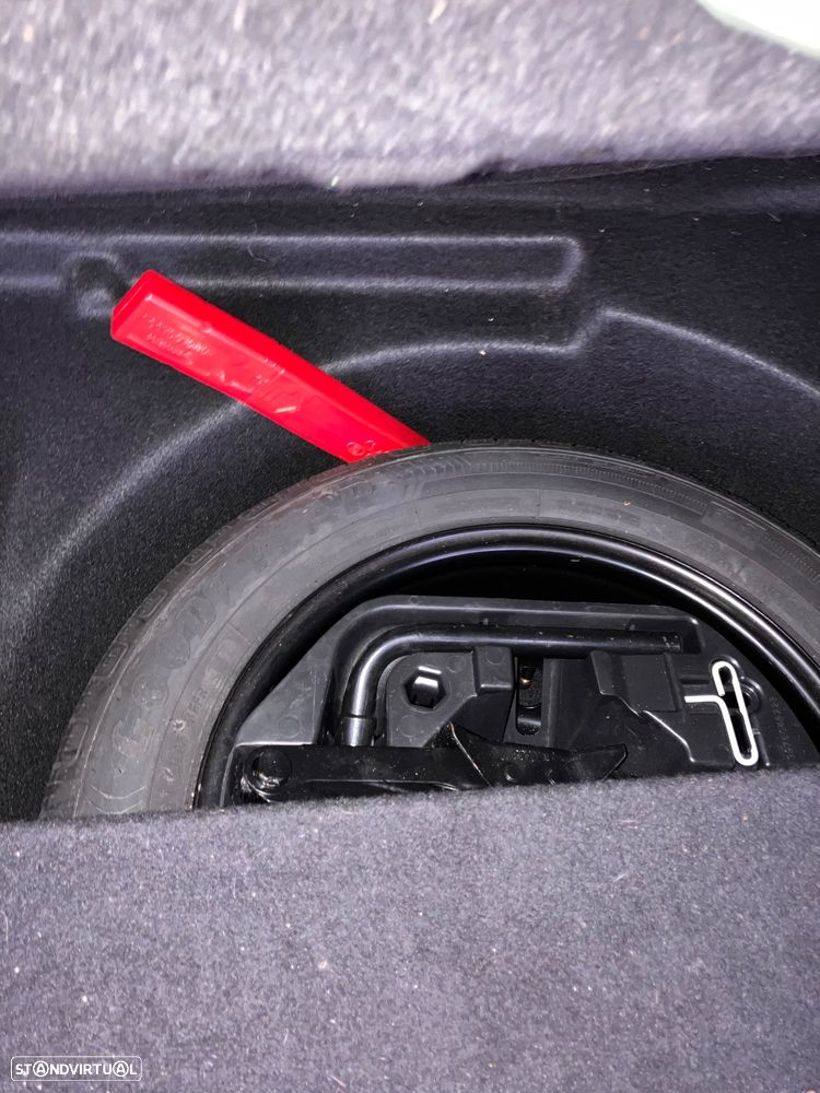 Renault Mégane Sport Tourer 1.5 dCi Zen ECO - 12