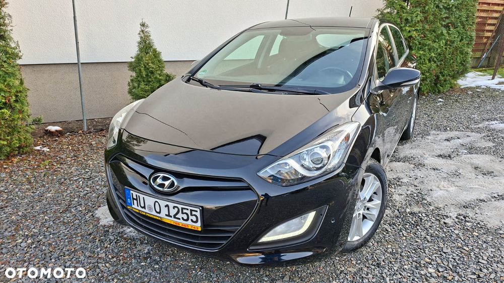 Hyundai i30 i30cw 1.4 Fifa World Cup Edition - 22