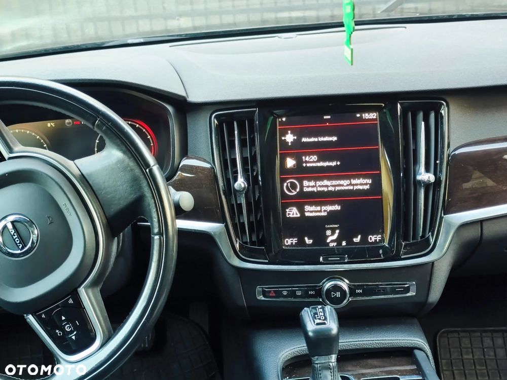 Volvo S90 T5 Momentum - 3