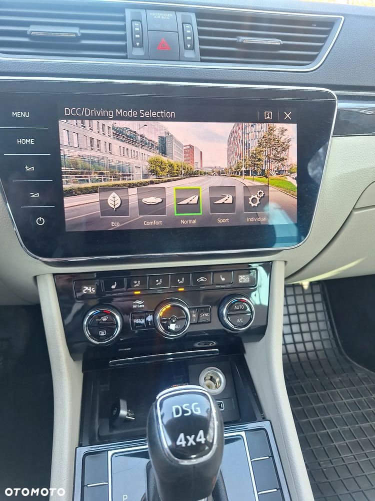 Skoda Superb 2.0 TDI 4x4 L&K DSG - 15