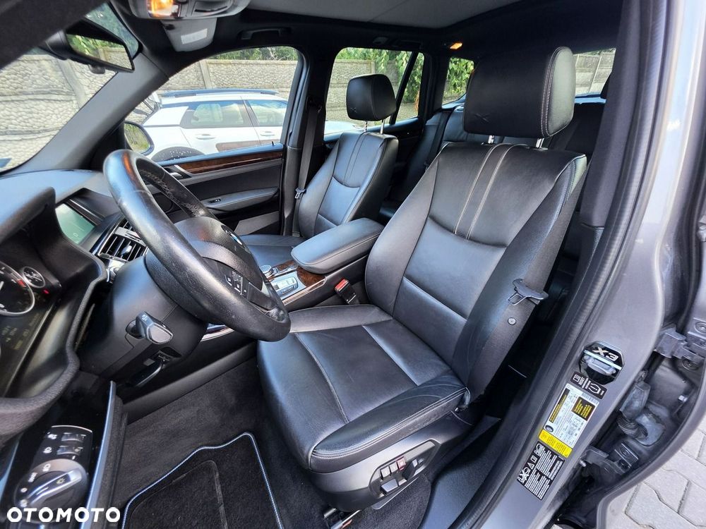 BMW X3 xDrive28i xLine - 10