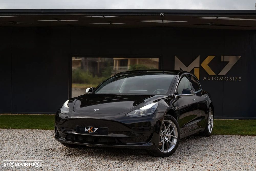 Tesla Model 3 - 2