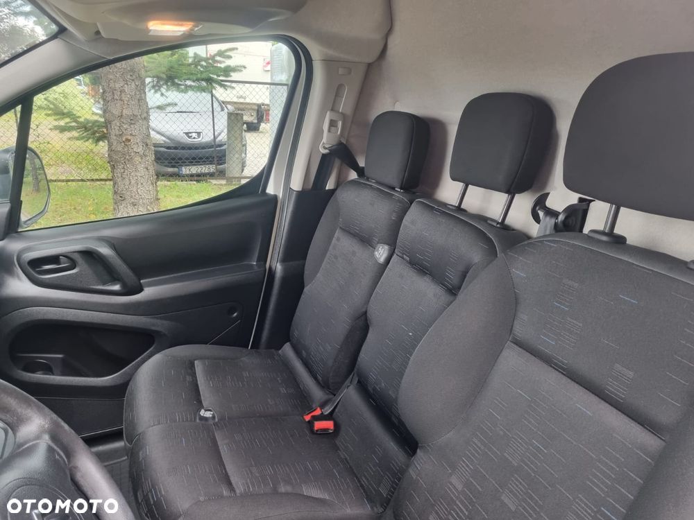 Citroën Berlingo Super Stan Automat tyko 199 tyś km Klima - 23