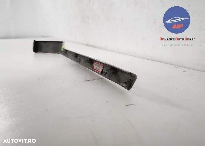 Ornament Bara Spate Stanga original Vogue Land Rover  Range Rover  4 [ - 7