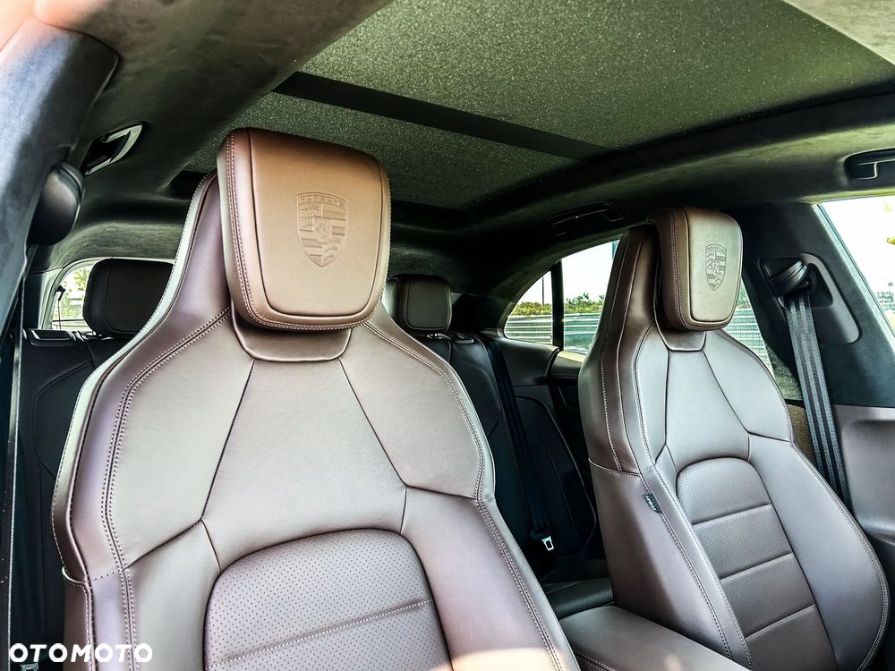 Porsche Macan 4 100kWh - 12