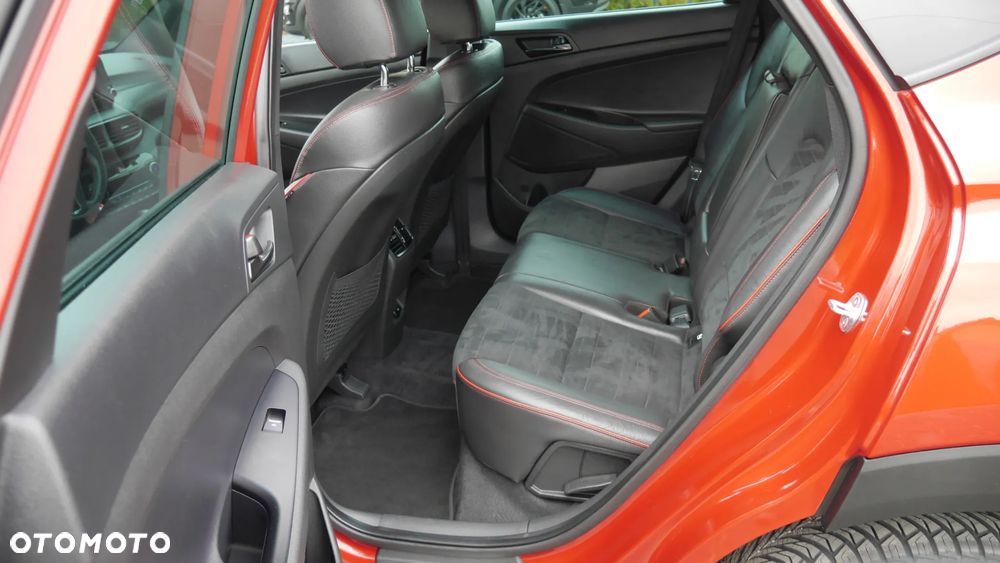 Hyundai Tucson 1.6 CRDi 48V-Hybrid 2WD DCT N Line - 25