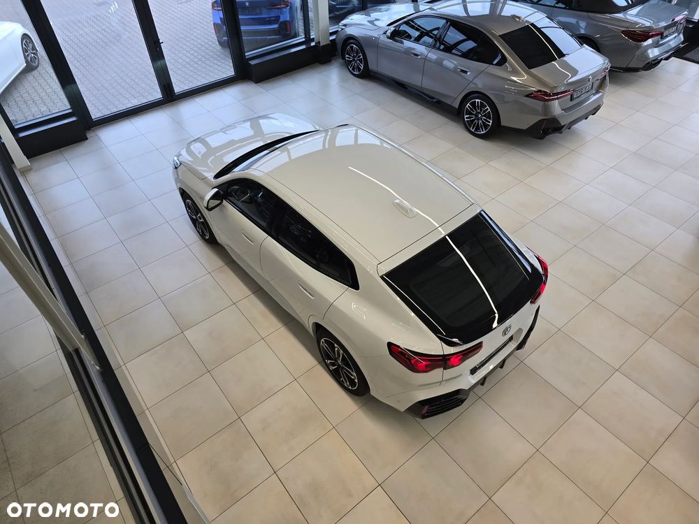 BMW X2 sDrive18d M Sport sport - 22