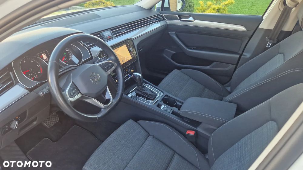 Volkswagen Passat 2.0 TDI SCR Highline DSG - 17