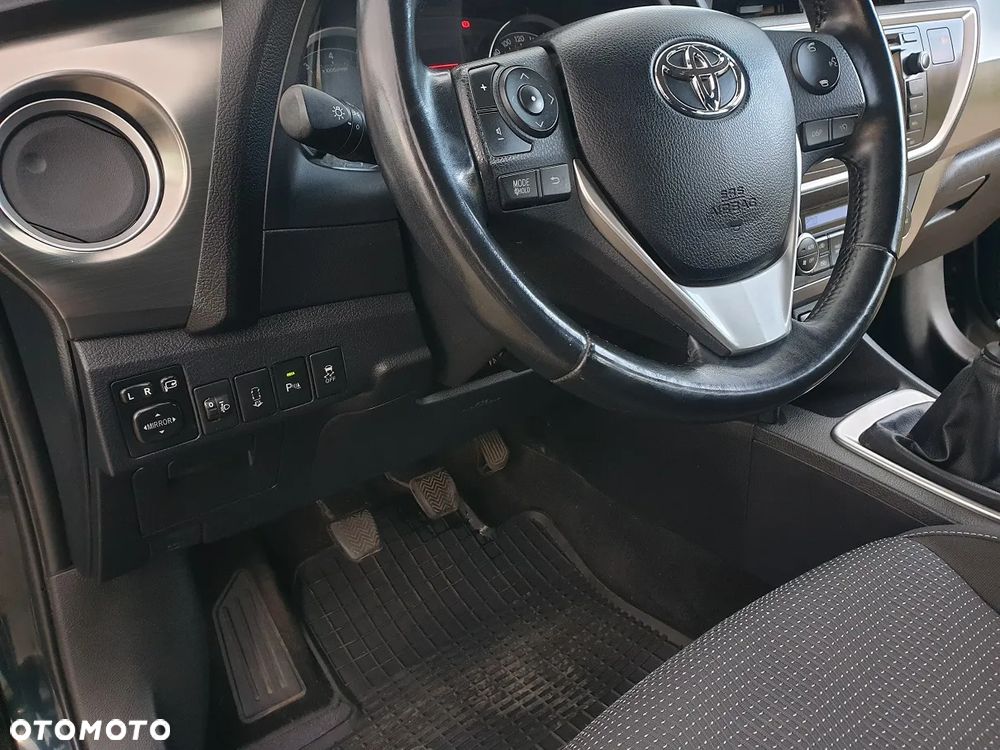 Toyota Auris 1.6 Valvematic START Edition - 12