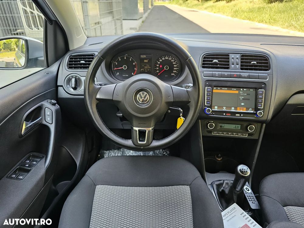 Volkswagen Polo 1.2 Team - 8