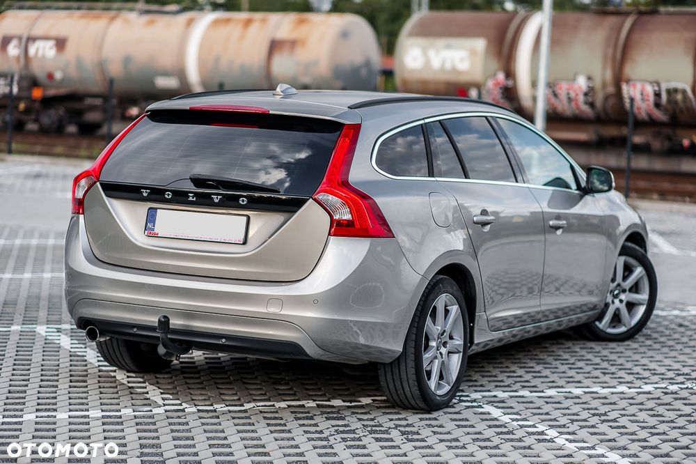 Volvo V60 - 13